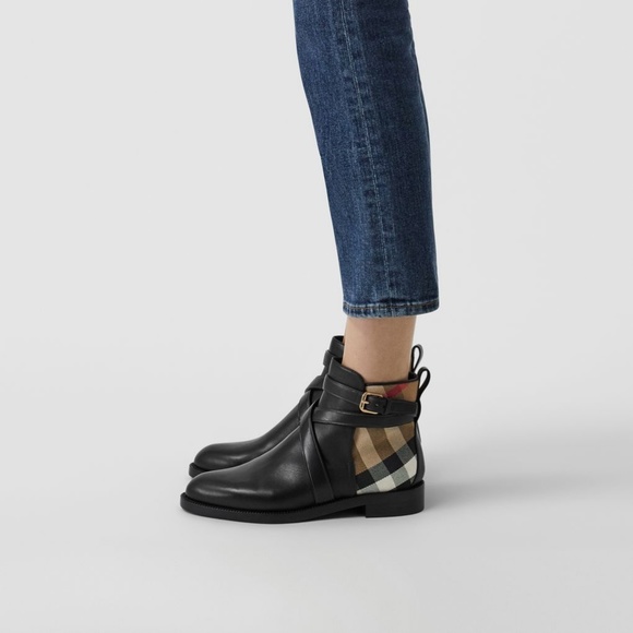 Burberry | Shoes | Burberry House Check 